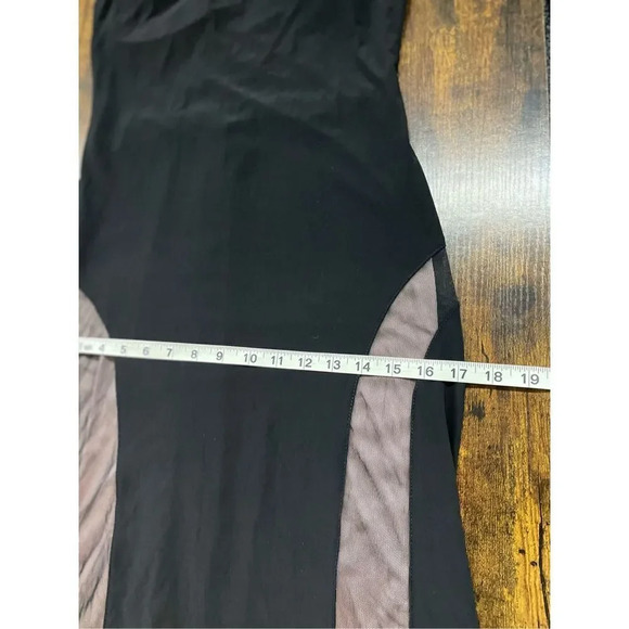 NIGHTWAY Black & Beige Cold Shoulder Gown Maxi Mermaid Dress SZ 6 - Picture 8 of 14